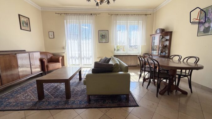 079EBE7D-96C3-45B7-837F-FEA513E143B2