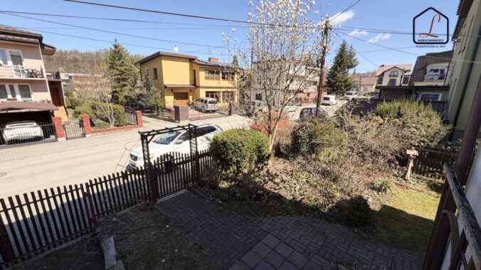 3C01FDF7-2BA1-423A-B9E7-201FC6E3D747