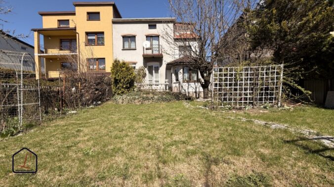 452DF4B9-3D6C-4BA3-96A8-B67790F8C766